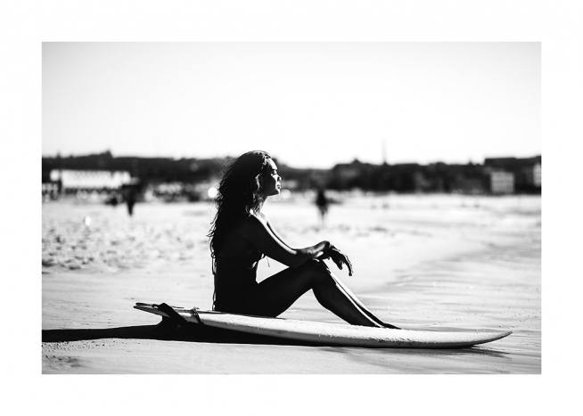 Surf and Relax Plakat / Sort-hvid hos Desenio AB (12650)