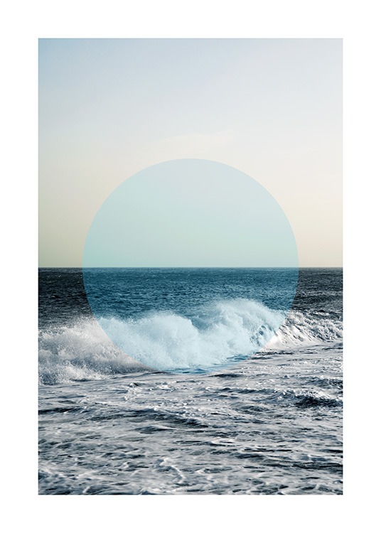  - Fotografi af et hav med en bølge i forgrunden og en blå cirkel i midten